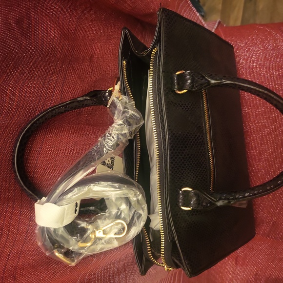 NWT ANNE KLEIN PATCHED SATCHEL - Picture 5 of 9